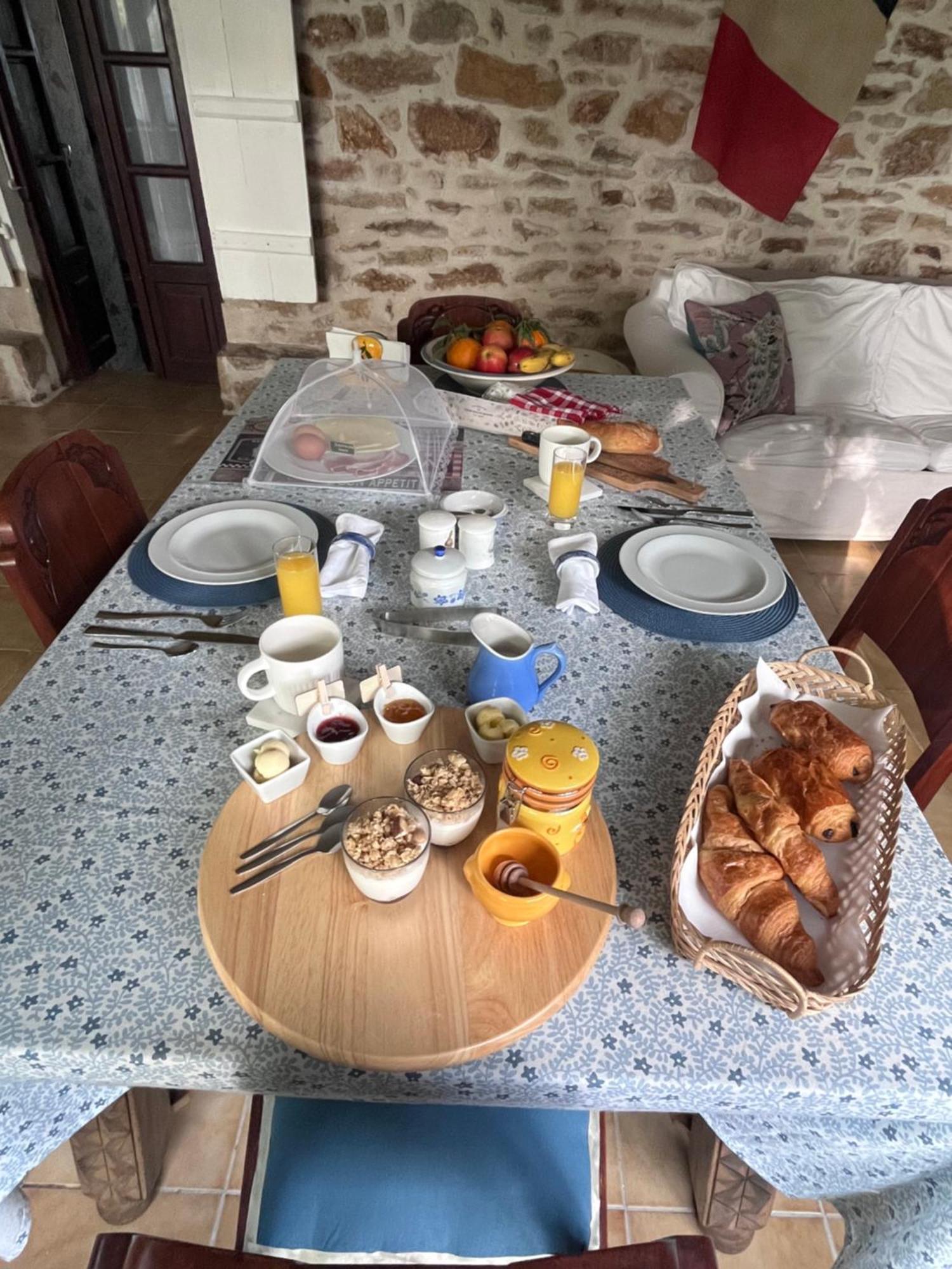 Le Cantou Affieux Buitenkant foto